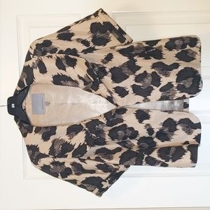 classique entire tan/brown/black animal print short sleeve suit jacket